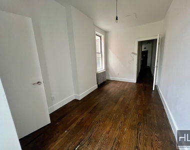 637 Wilson Avenue - Photo Thumbnail 8