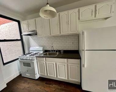 637 Wilson Avenue - Photo Thumbnail 3