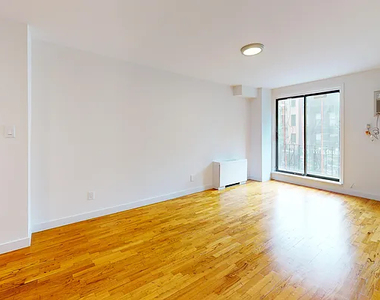 1485 First Ave - Photo Thumbnail 2