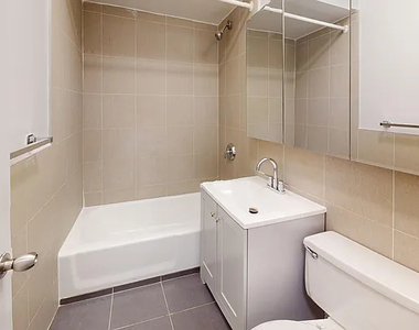 1485 First Ave - Photo Thumbnail 4