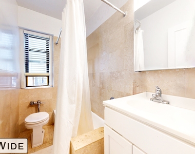 690 Ft Washington Avenue - Photo Thumbnail 5