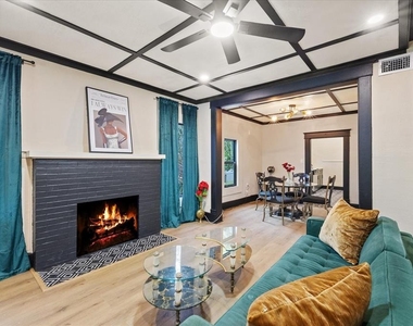 1618 12th Street S - Photo Thumbnail 4