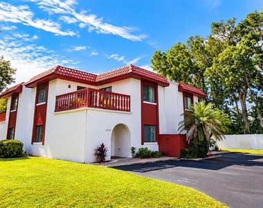 2086 Oak Meadow Circle - Photo Thumbnail 14