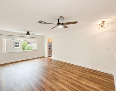 13331 Hacienda Drive - Photo Thumbnail 13