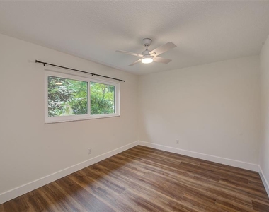13331 Hacienda Drive - Photo Thumbnail 22