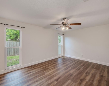13331 Hacienda Drive - Photo Thumbnail 16