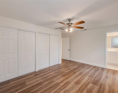 13331 Hacienda Drive - Photo Thumbnail 21