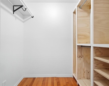 2117 W Palmetto Street - Photo Thumbnail 12