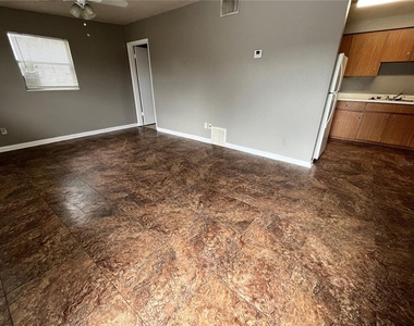 2600 Trinity Circle Nw - Photo Thumbnail 5
