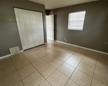 2600 Trinity Circle Nw - Photo Thumbnail 2
