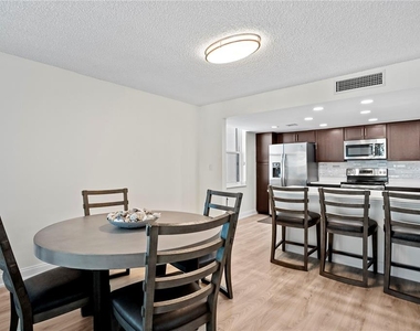 1430 Gulf Boulevard - Photo Thumbnail 10