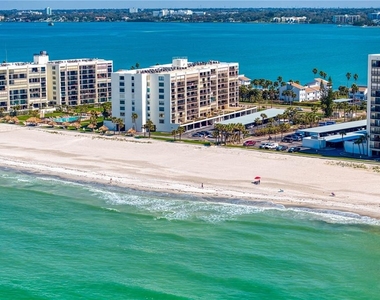 1430 Gulf Boulevard - Photo Thumbnail 3