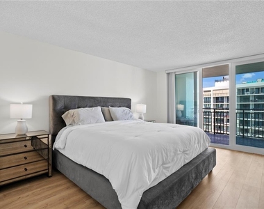 1430 Gulf Boulevard - Photo Thumbnail 23