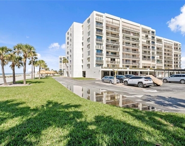 1430 Gulf Boulevard - Photo Thumbnail 33