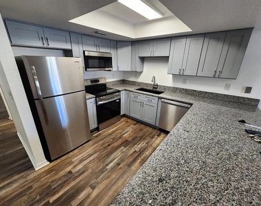 4381 Millwood Road - Photo Thumbnail 3