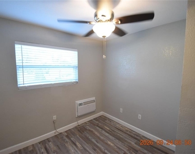 419 Stremma Road - Photo Thumbnail 12