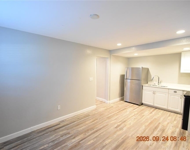 419 Stremma Road - Photo Thumbnail 6