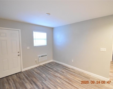 419 Stremma Road - Photo Thumbnail 3