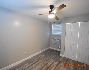 419 Stremma Road - Photo Thumbnail 11