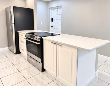 4500 E Bay Drive - Photo Thumbnail 2