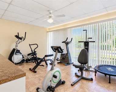 4500 E Bay Drive - Photo Thumbnail 12