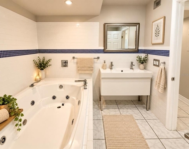 4500 E Bay Drive - Photo Thumbnail 7