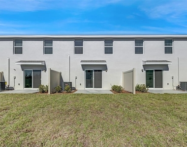 444 Whistling Duck Place - Photo Thumbnail 31