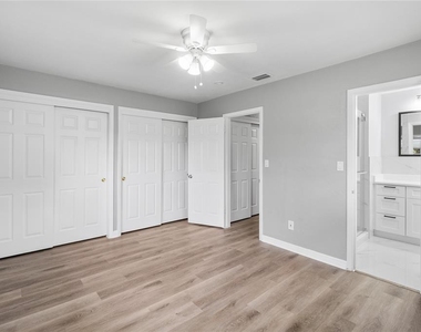 9931 110th Street - Photo Thumbnail 23