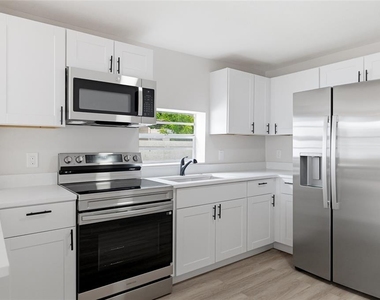 3923 W Flora Street - Photo Thumbnail 19