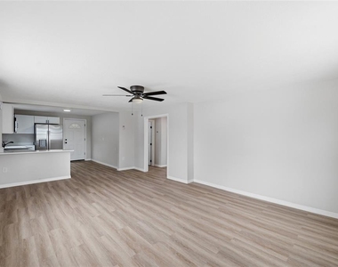 3923 W Flora Street - Photo Thumbnail 14