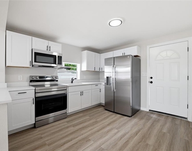 3923 W Flora Street - Photo Thumbnail 16