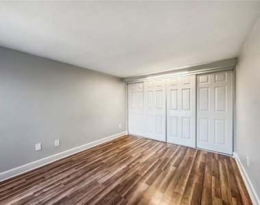 2115 W Ivy Street - Photo Thumbnail 9