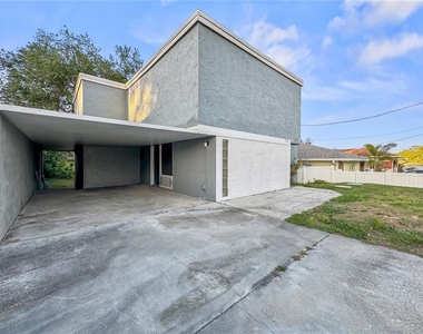 2115 W Ivy Street - Photo Thumbnail 2