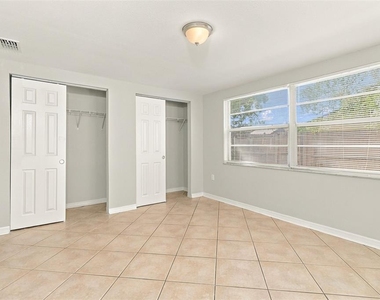 7832 Eugene Drive - Photo Thumbnail 10