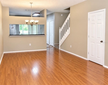 12314 Berkeley Square Drive - Photo Thumbnail 5