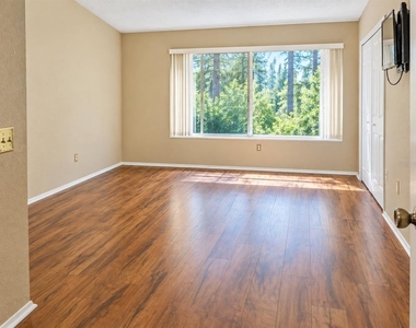 12314 Berkeley Square Drive - Photo Thumbnail 11