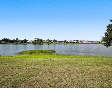 12927 Lake Vista Drive - Photo Thumbnail 36