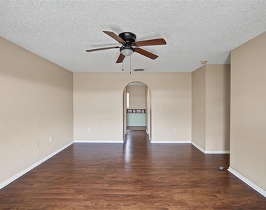 12927 Lake Vista Drive - Photo Thumbnail 33