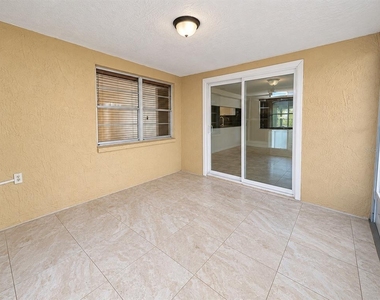 7225 Isle Drive - Photo Thumbnail 22