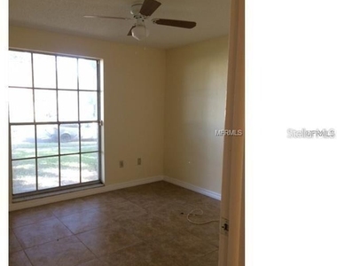 1132 Grantwood Avenue - Photo Thumbnail 4
