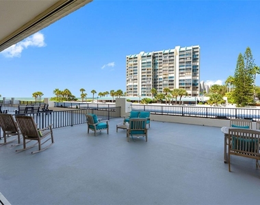1400 Gulf Boulevard - Photo Thumbnail 13