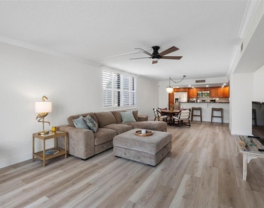 1400 Gulf Boulevard - Photo Thumbnail 18