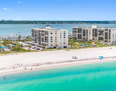 1400 Gulf Boulevard - Photo Thumbnail 43