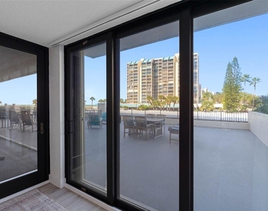 1400 Gulf Boulevard - Photo Thumbnail 12