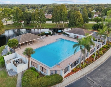 10730 Keys Gate Drive - Photo Thumbnail 20