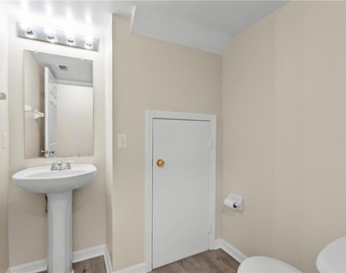 10730 Keys Gate Drive - Photo Thumbnail 10