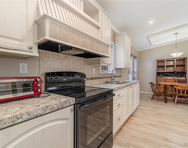 1805 4th Street Sw - Photo Thumbnail 5