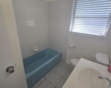 6017 23rd Avenue N - Photo Thumbnail 11