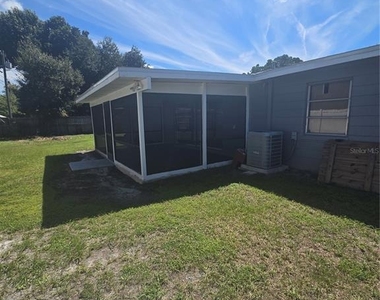 6017 23rd Avenue N - Photo Thumbnail 21