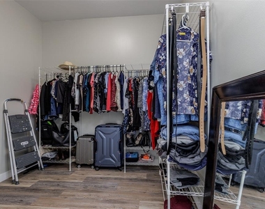 4740 N Crestline Drive - Photo Thumbnail 21